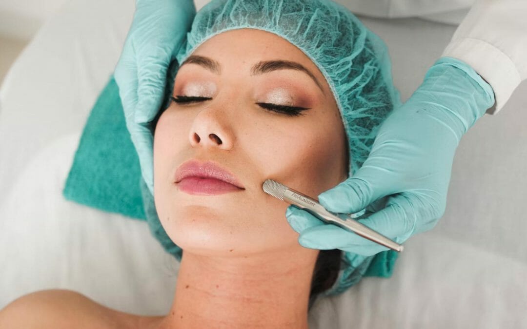 Descubre la Limpieza Facial en Palma: El Tratamiento de Clínica Oliva