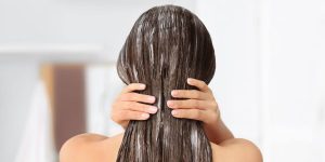 Recupera la vitalidad de tu cabello con tratamientos naturales. Aprende métodos efectivos para fortalecer y mejorar la salud de tu melena