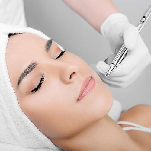 Tratamientos de peelings químicos más efectivos: revitaliza tu piel